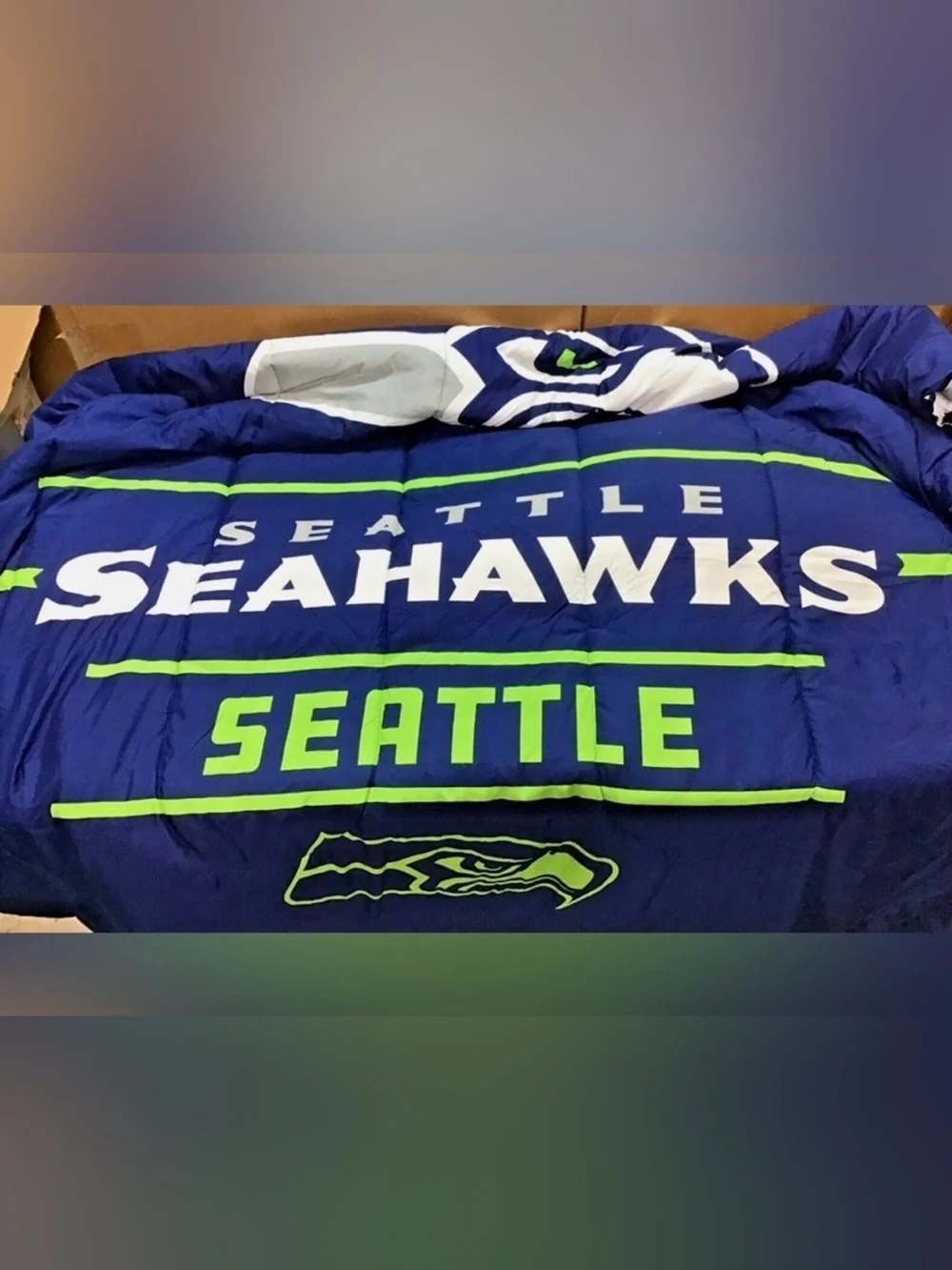 Northwest Seattle Seahawks Navy and Neon Green Comforter